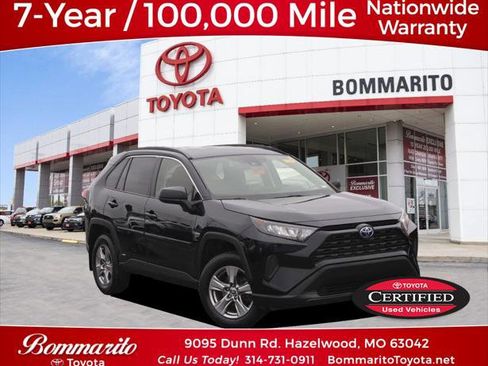 Certified 2022 Toyota RAV4 LE AWD/4WD image 1