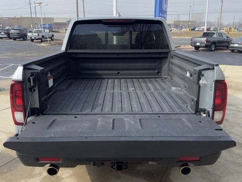 Certified 2025 Honda Ridgeline RTL image 12