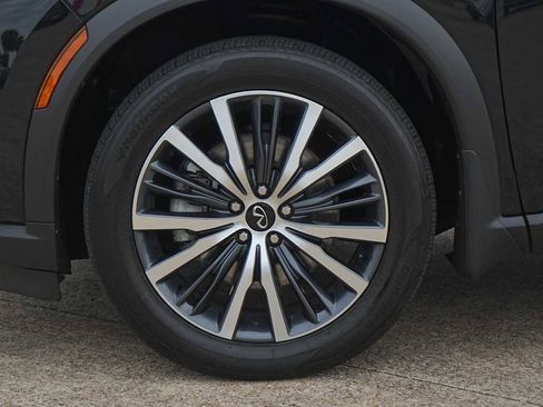 Used 2025 INFINITI QX60 Sensory AWD/4WD image 7