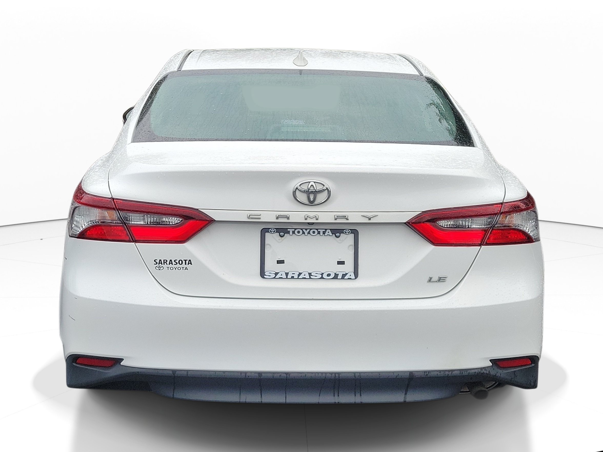 Used 2021 Toyota Camry LE FWD image 5