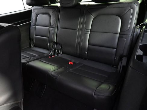 Used 2018 Lincoln Navigator Reserve w/ Technology Package image 21