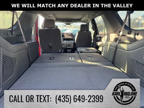 New 2025 Chevrolet Suburban Premier w/ Sun And Tow Package AWD/4WD image 24