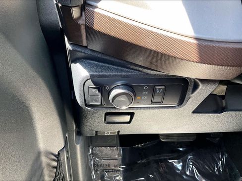 Used 2022 Ford Bronco Outer Banks AWD/4WD image 33