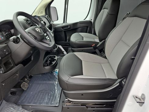 New 2026 RAM ProMaster 2500 image 14