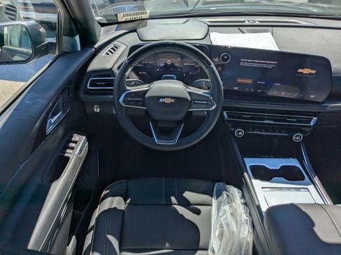 New 2026 Chevrolet Traverse High Country FWD image 13