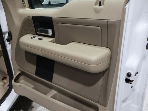 Used 2006 Ford F150 XLT image 23