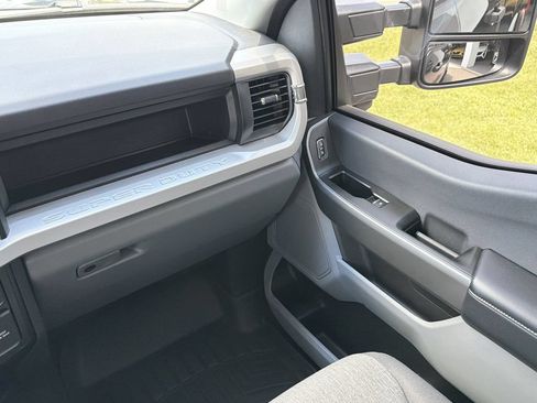 Used 2025 Ford F250 XL w/ STX Appearance Package AWD/4WD image 18