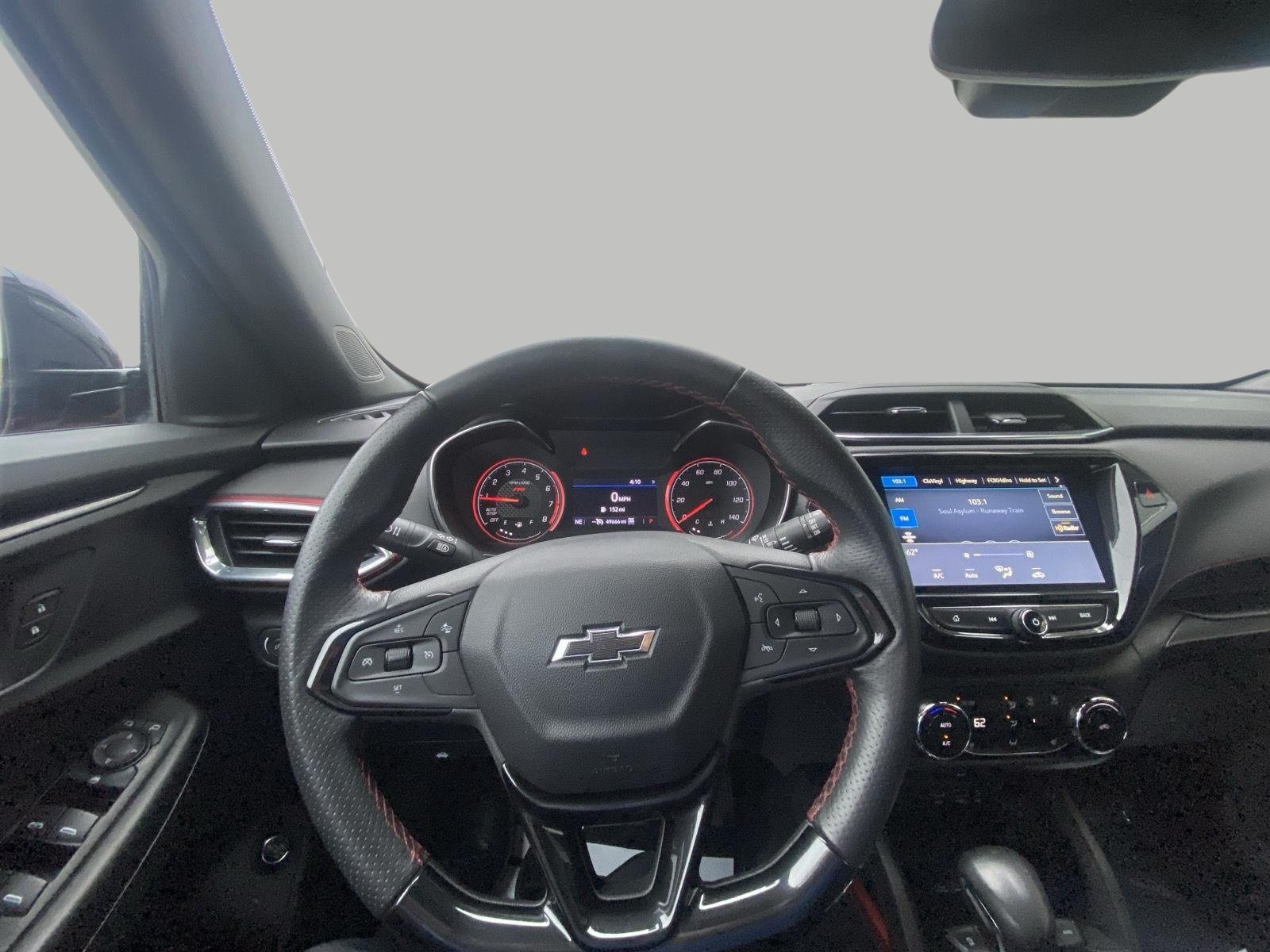 Used 2021 Chevrolet TrailBlazer RS w/ Sun and Liftgate Package AWD/4WD image 14
