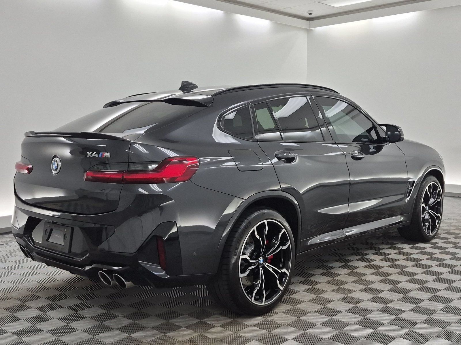 Used 2024 BMW X4 M w/ Executive Package AWD/4WD image 9