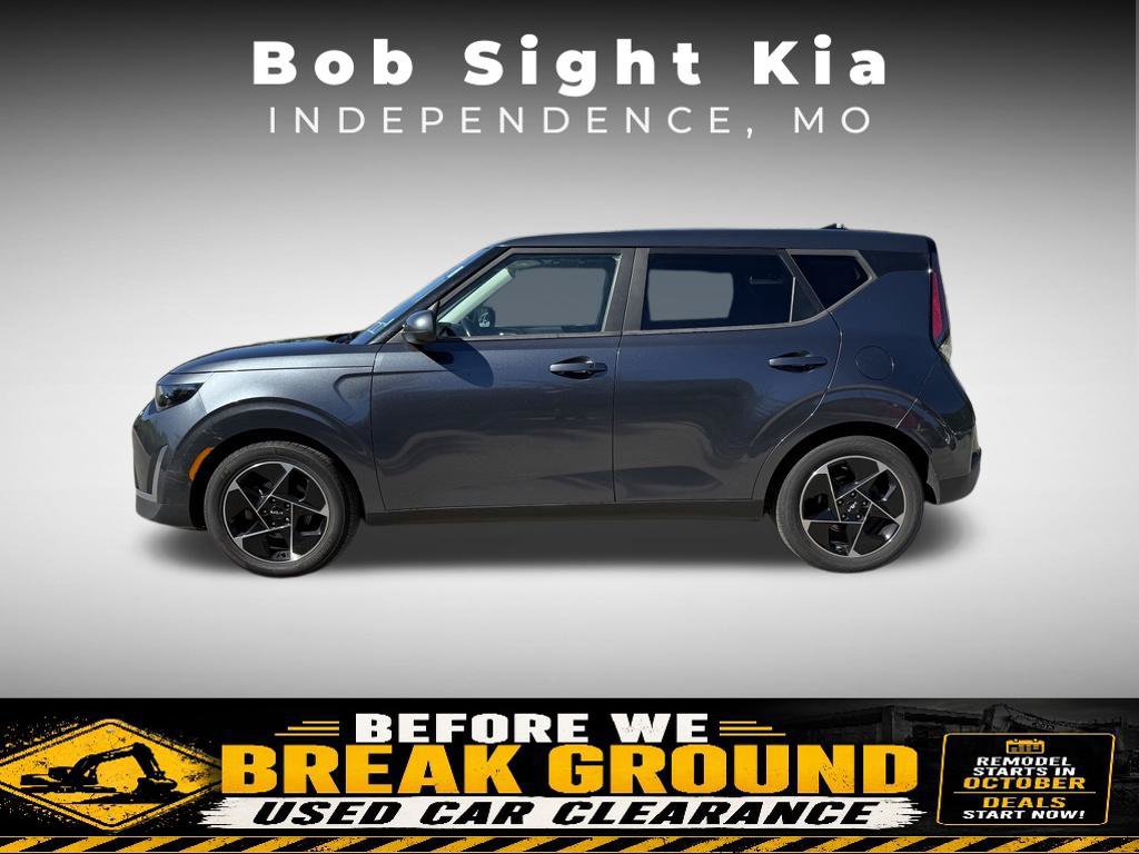 Used 2023 Kia Soul EX FWD image 5