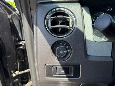 Used 2011 Ford F150 XLT w/ XLT Chrome Pkg AWD/4WD image 31