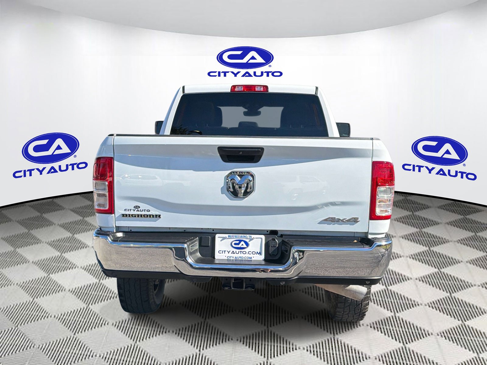 Used 2024 RAM 2500 Big Horn w/ Off Road Package AWD/4WD image 4