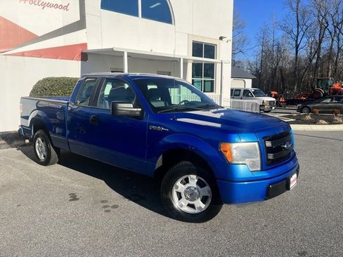 Used 2014 Ford F150 STX w/ Trailer Tow Package image 2