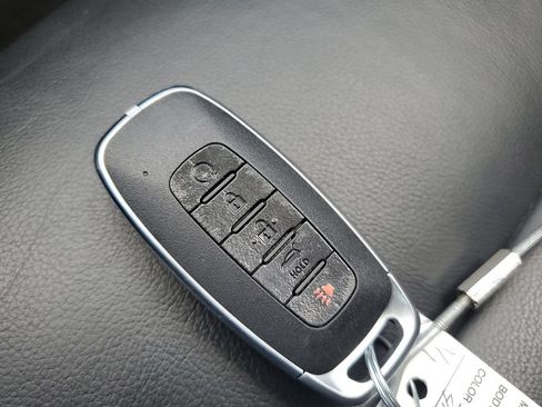 Used 2023 Nissan Rogue SL FWD image 27