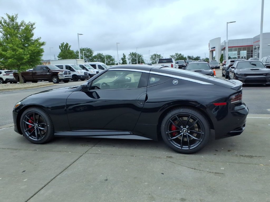 New 2026 Nissan Z Performance w/ Floor Mat Package RWD image 5
