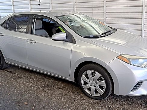Used 2015 Toyota Corolla LE image 15