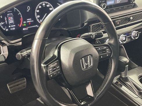 Used 2023 Honda Civic Sport image 12