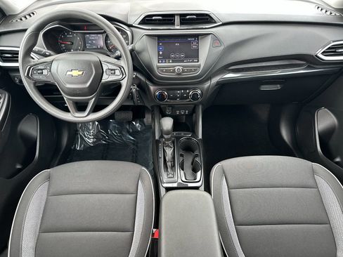 Used 2023 Chevrolet TrailBlazer LS image 15