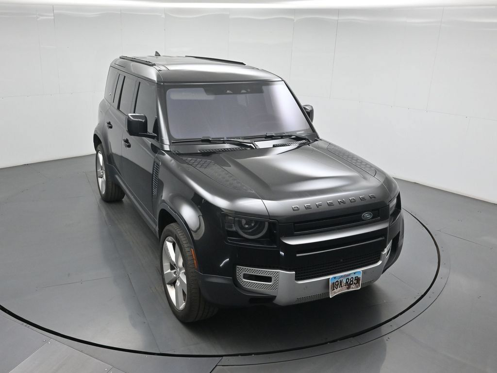 Used 2024 Land Rover Defender 110 S AWD/4WD image 23