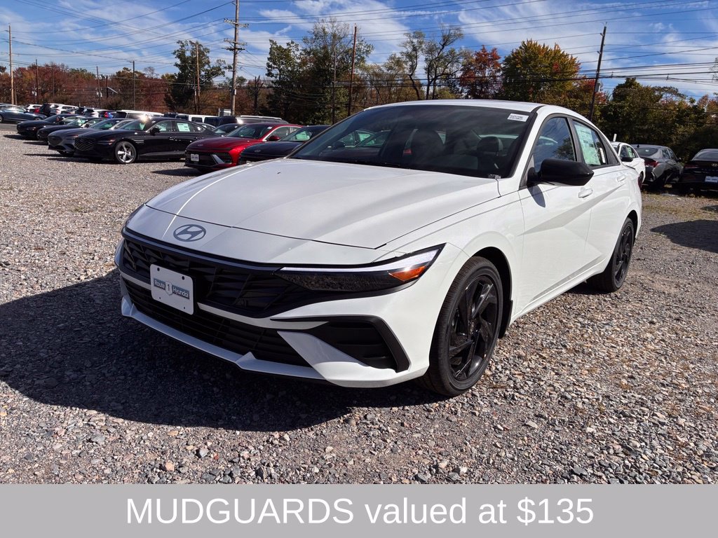 New 2026 Hyundai Elantra SEL Sport FWD image 3