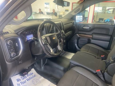 Used 2019 Chevrolet Silverado 1500 LT w/ All-Star Edition image 8