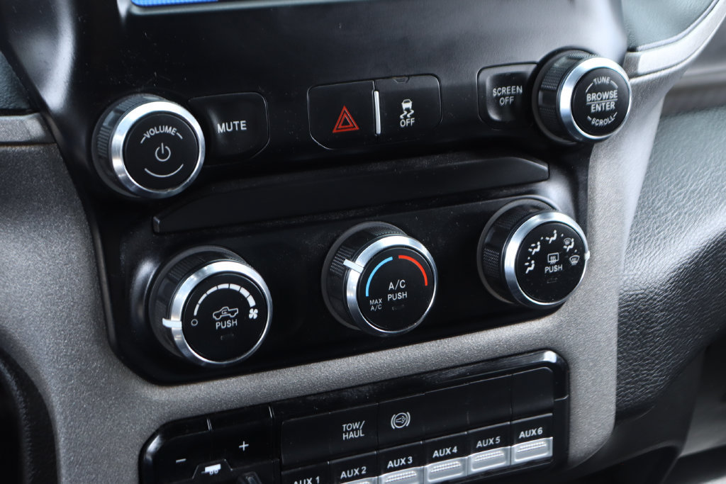 Used 2024 RAM 2500 Tradesman w/ Chrome Appearance Group AWD/4WD image 30