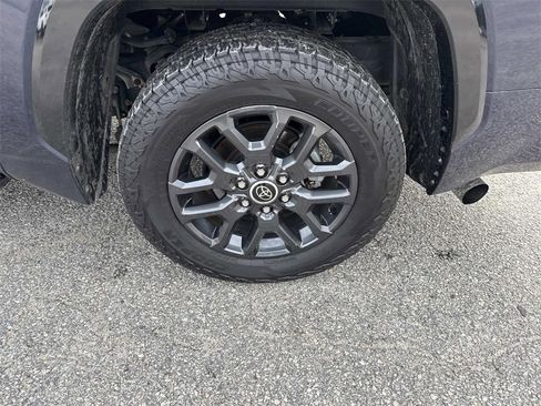 Used 2022 Toyota Tundra Platinum image 12