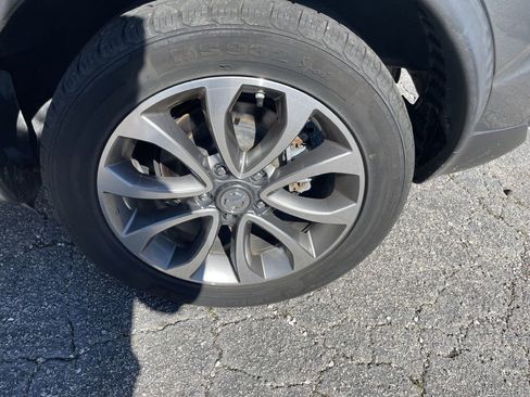 Used 2017 Nissan Juke SV image 16