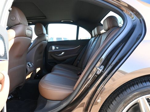 Used 2018 Mercedes-Benz E 300 E 300 image 19