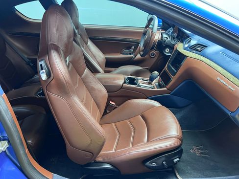 Used 2016 Maserati GranTurismo Sport image 17