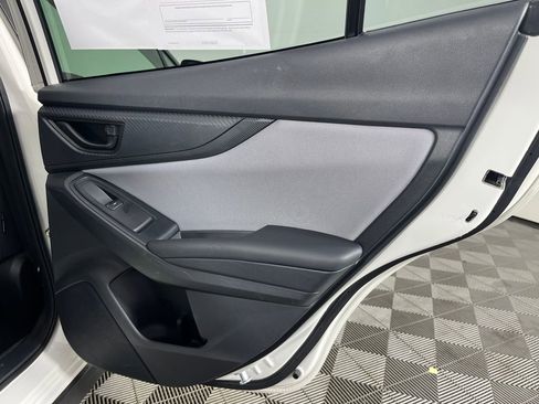 Used 2021 Subaru Crosstrek 2.0i Premium w/ Moonroof Package image 14