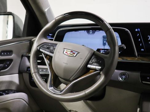 Used 2023 Cadillac Escalade ESV Sport Platinum AWD/4WD image 27