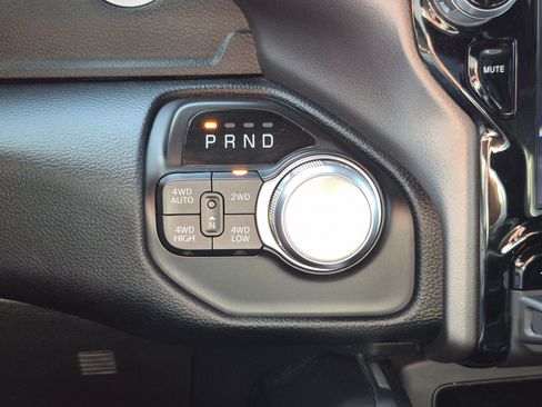 Used 2021 RAM 1500 Laramie AWD/4WD image 26