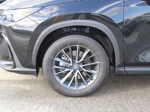 Certified 2026 Lexus NX 350 AWD w/ Accessory Package (Z1) image 4