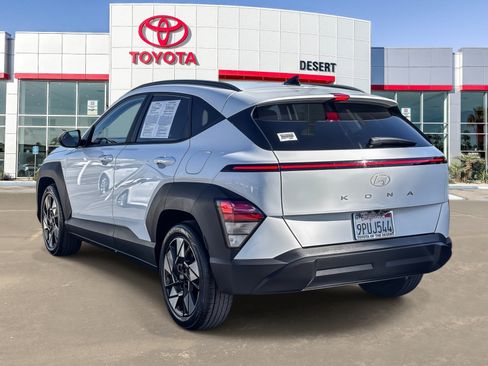 Used 2025 Hyundai Kona SEL FWD image 5