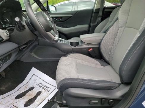 Used 2023 Subaru Outback Premium AWD/4WD image 6
