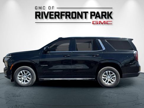 Used 2025 Chevrolet Tahoe LT AWD/4WD image 6