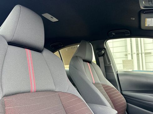 Certified 2026 Toyota Corolla SE w/ SE Premium Package image 16