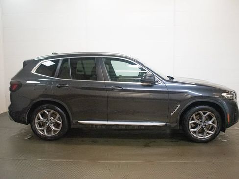 Used 2023 BMW X3 xDrive30i w/ Premium Package AWD/4WD image 3