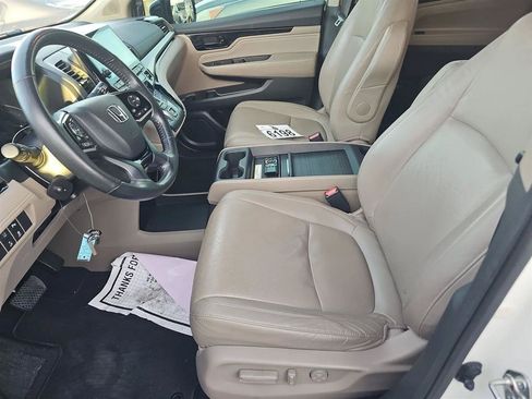 Used 2018 Honda Odyssey Elite image 7