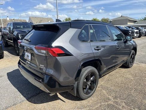 Used 2020 Toyota RAV4 XSE AWD/4WD image 6