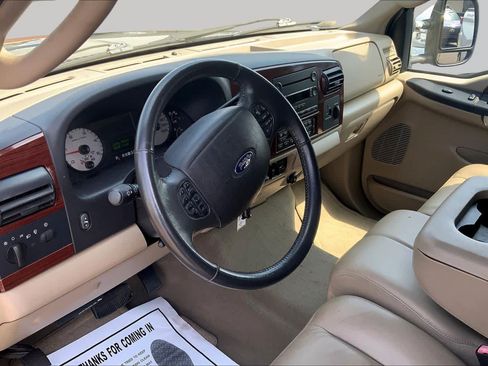 Used 2005 Ford F250 Lariat RWD image 17