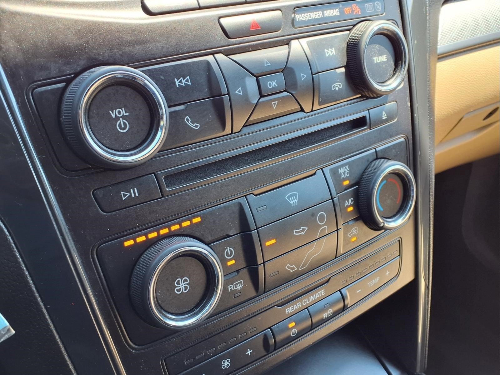 Used 2017 Ford Explorer FWD image 19