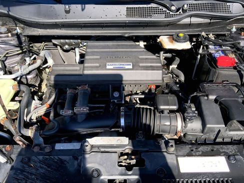 Used 2018 Honda CR-V Touring image 32