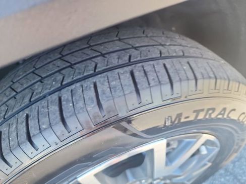 Used 2021 GMC Acadia SLE AWD/4WD image 28