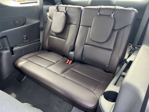 New 2026 Ford Explorer Platinum RWD image 22
