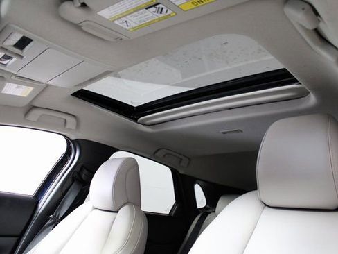 Used 2025 MAZDA CX-30 AWD 2.5 S w/ Preferred Package image 22