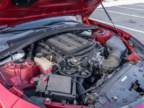 Used 2019 Chevrolet Camaro ZL1 image 23