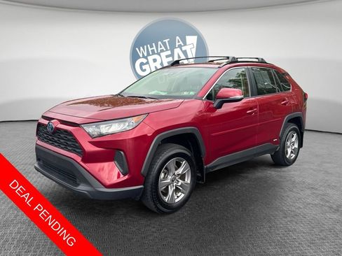 Used 2022 Toyota RAV4 LE AWD/4WD image 7