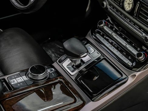 Used 2019 Genesis G90 5.0 Ultimate RWD image 22